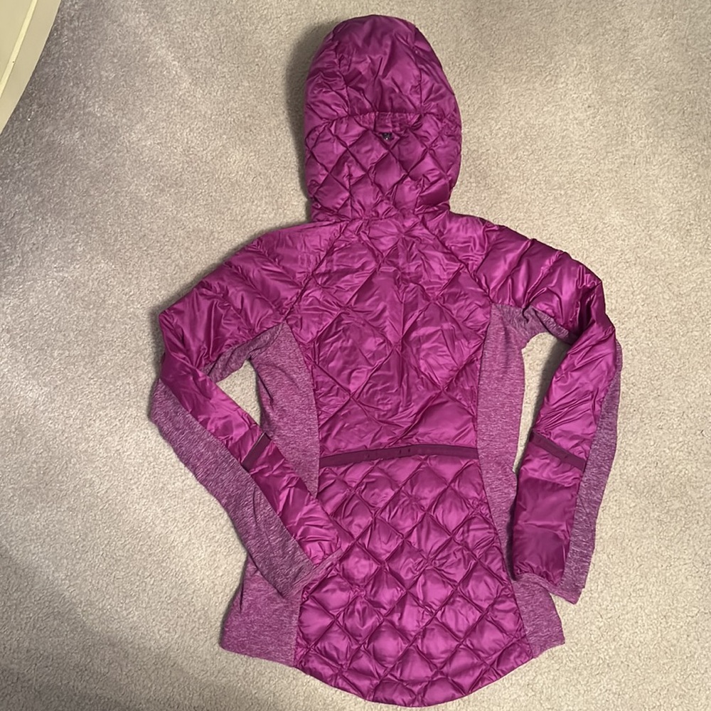 Lululemon Purple Down For A Run jacket - Picture 6 of 6